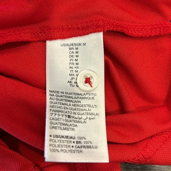 Men's Amazon Essentials Red Polo Top Size Medium - Picture 10 of 11